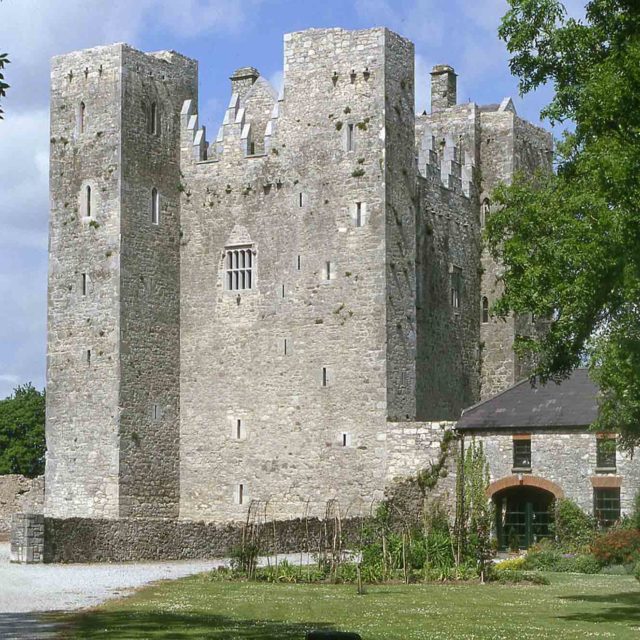 Irish Sign Language Tour – Barryscourt Castle