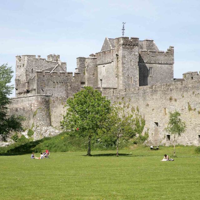 Irish Sign Language Tour – Cahir Castle