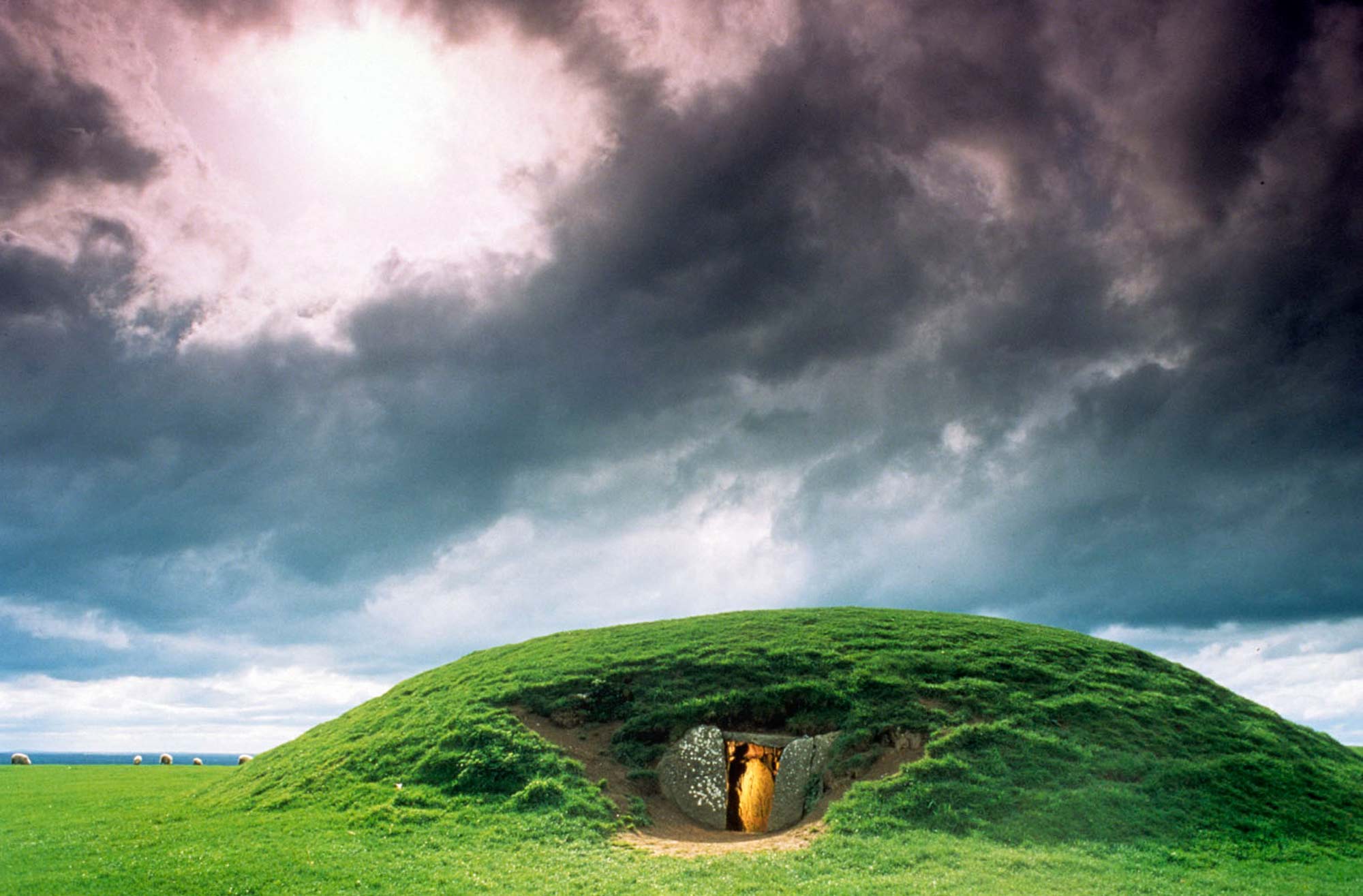 Hill Of Tara The Henge