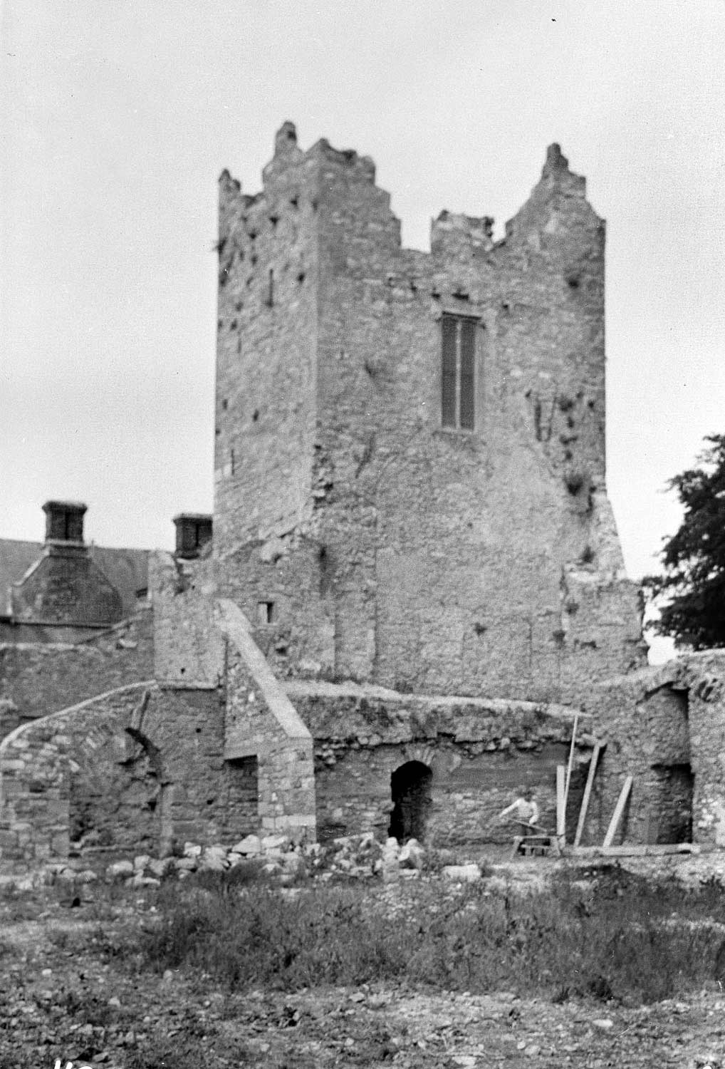 A view of the East Tower from the lower courtyard (1951)