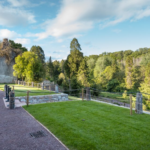 Children’s guided tour of Annes Grove Gardens
