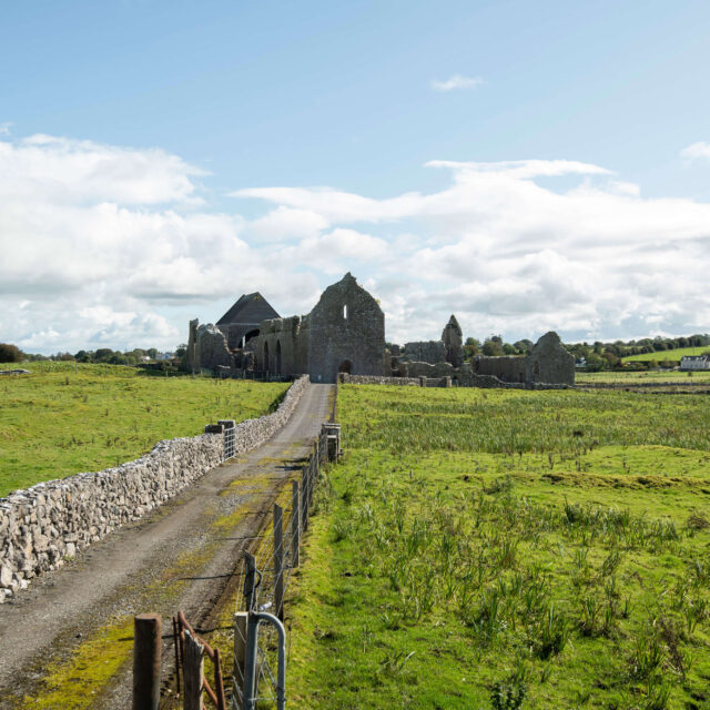 Mainistir Chistéirseach Mhainistir Chnoc Muaidhe