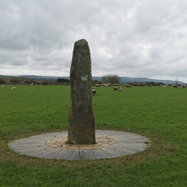 Clocha Oghaim Phlácais