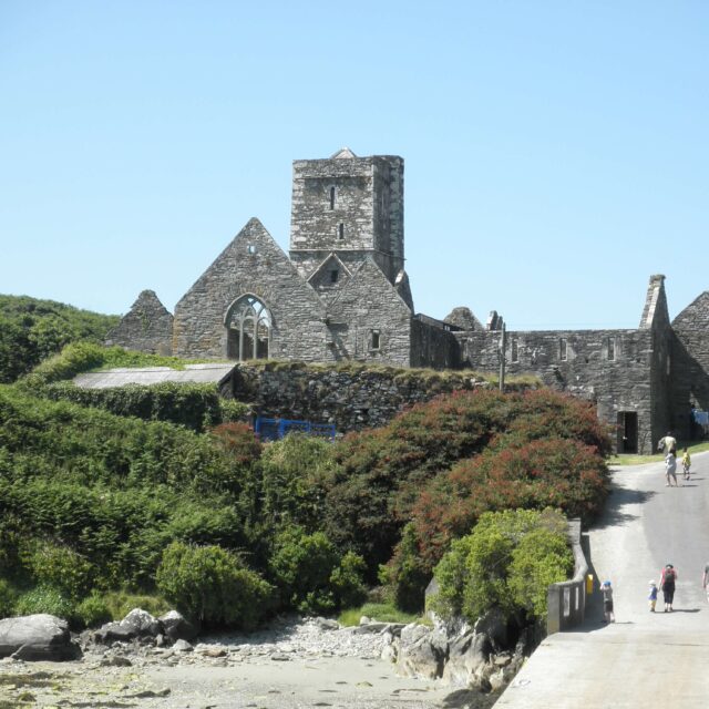 Mainistir Phroinsiasach Inis Arcáin