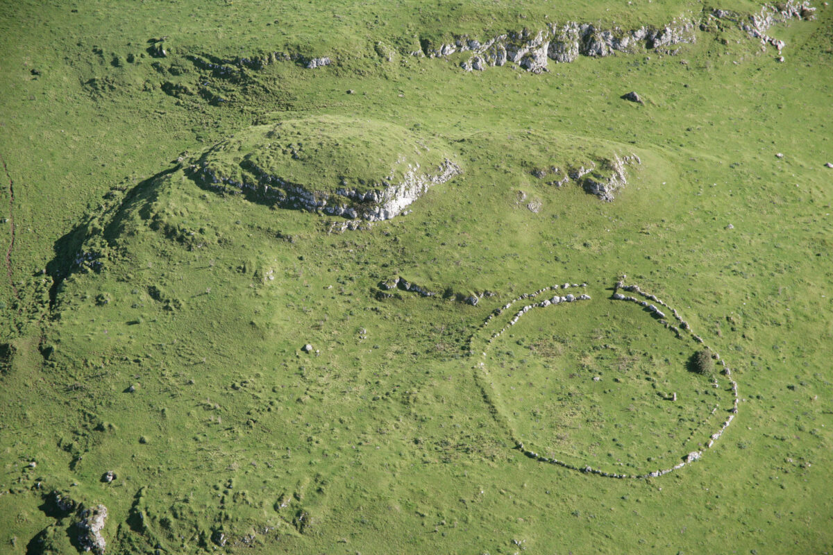 Carraig Aille, Hachured — Loughgur