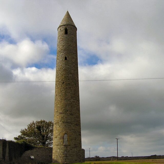 Cloigtheach Ráth Tuaidh