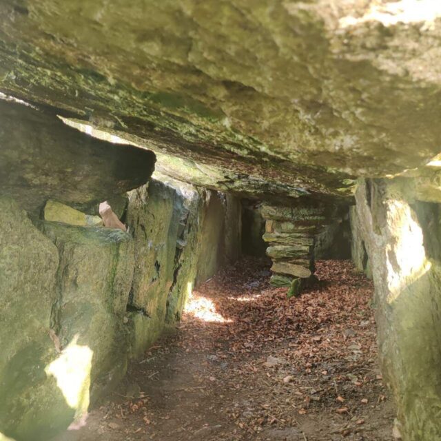 Tuama Dingeach Leaba Chaillí – Leaba na bhFiann