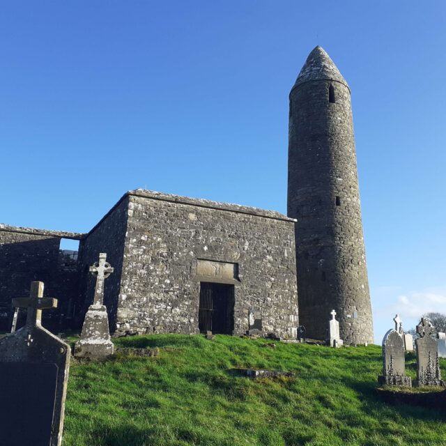 Cloigtheach agus Séipéal an Turlaigh