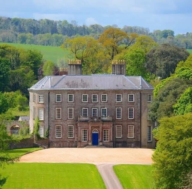 Diplomacy and Botany: The Relationship Between Kew Gardens and Doneraile Court in the 19th Century