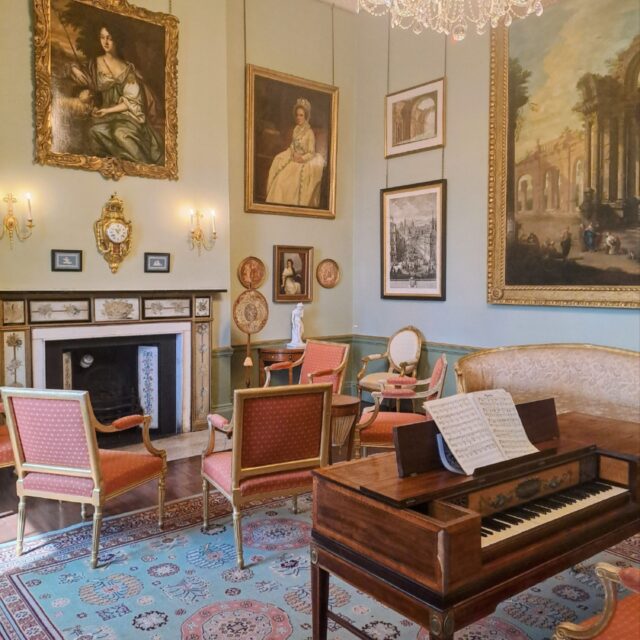 Irish Sign Language Tour – Emo Court