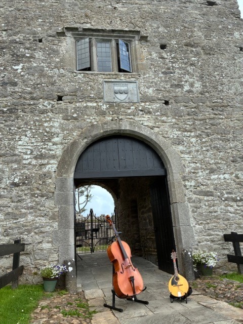Baroque and Traditional Music at the Castle