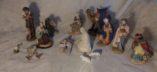 nativity crib figures