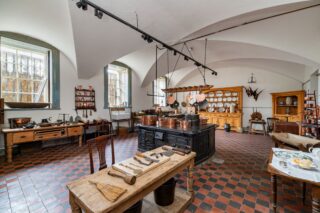 A large old style kitchen