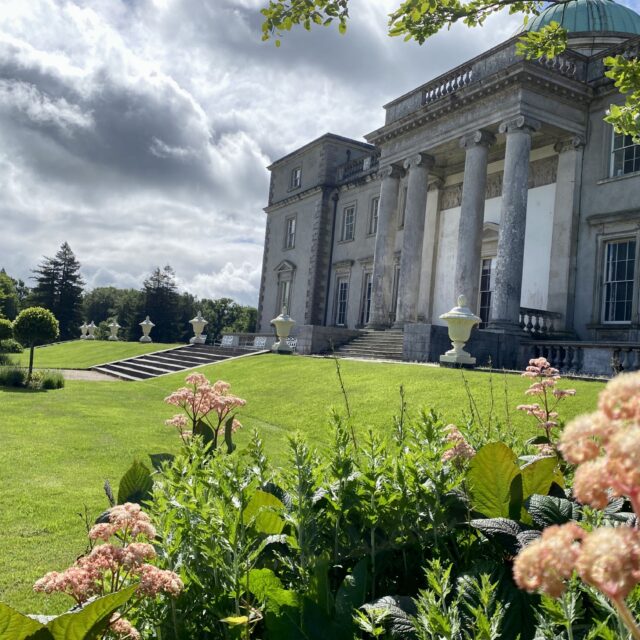 Guided Tour of Emo Court in Ukrainian Запрошуємо на екскурсію до Emo Court з нагоди Тижня спадщини!