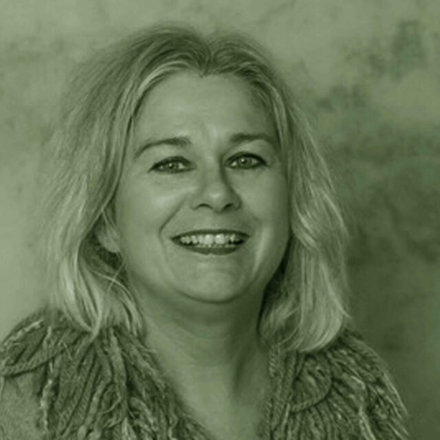 Carina McNally reading and in conversation with Sarah Harte