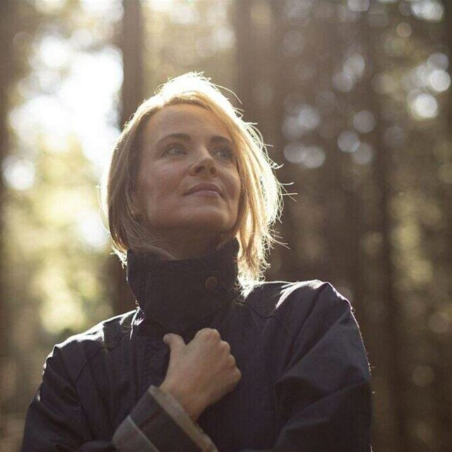 Gemma Hayes | The Island Drift on Garinish